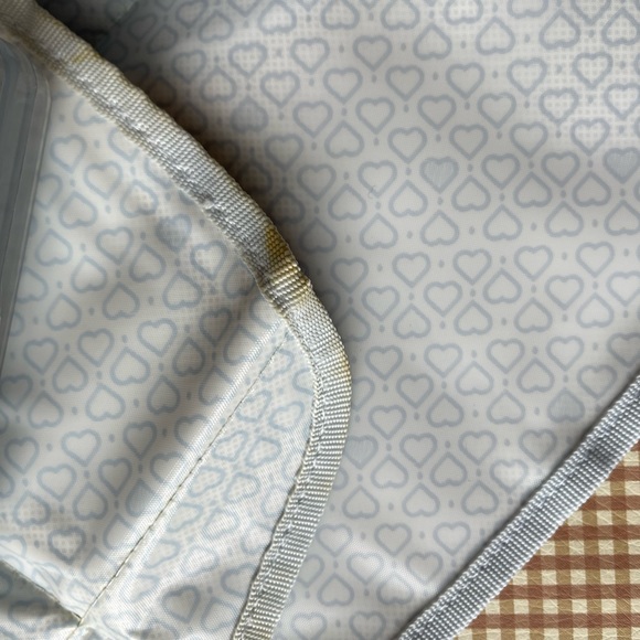 Munchkin designer diaper change kit. Set of 2 - Picture 10 of 11